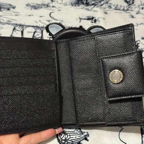 Bvlgari Leather Wallet - Picture 3 of 6